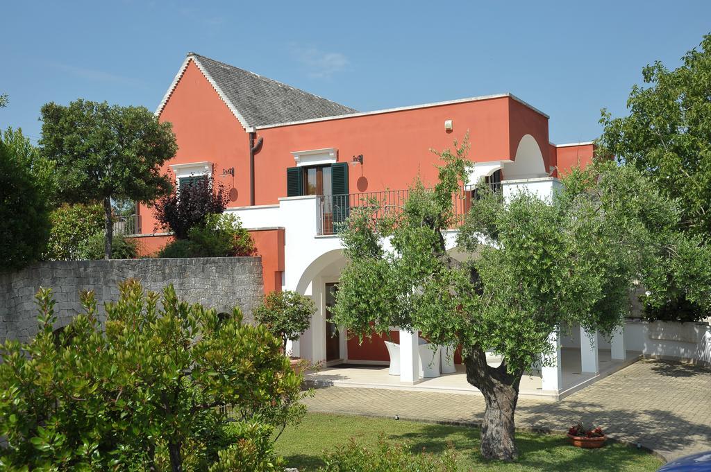 Gasthaus Relais Casabella Martina Franca Exterior foto