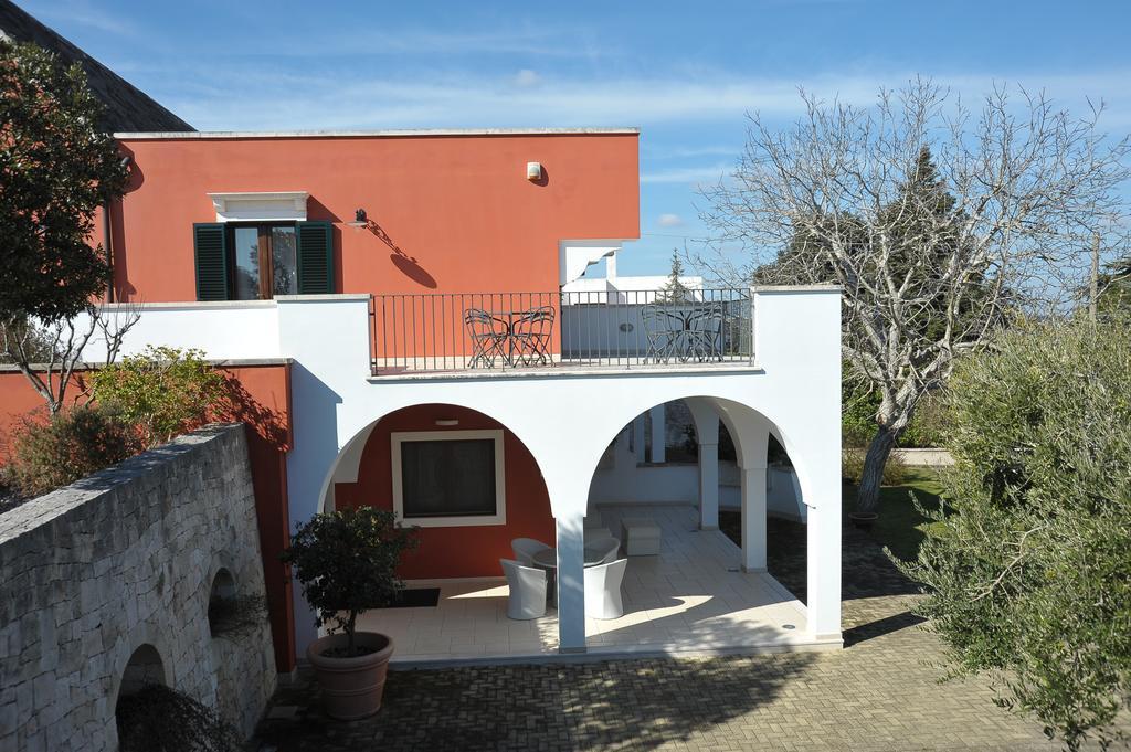 Gasthaus Relais Casabella Martina Franca Exterior foto