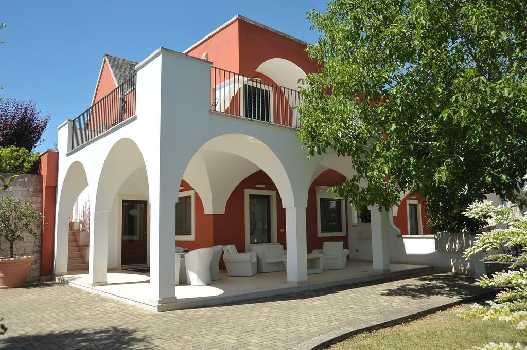 Gasthaus Relais Casabella Martina Franca Exterior foto